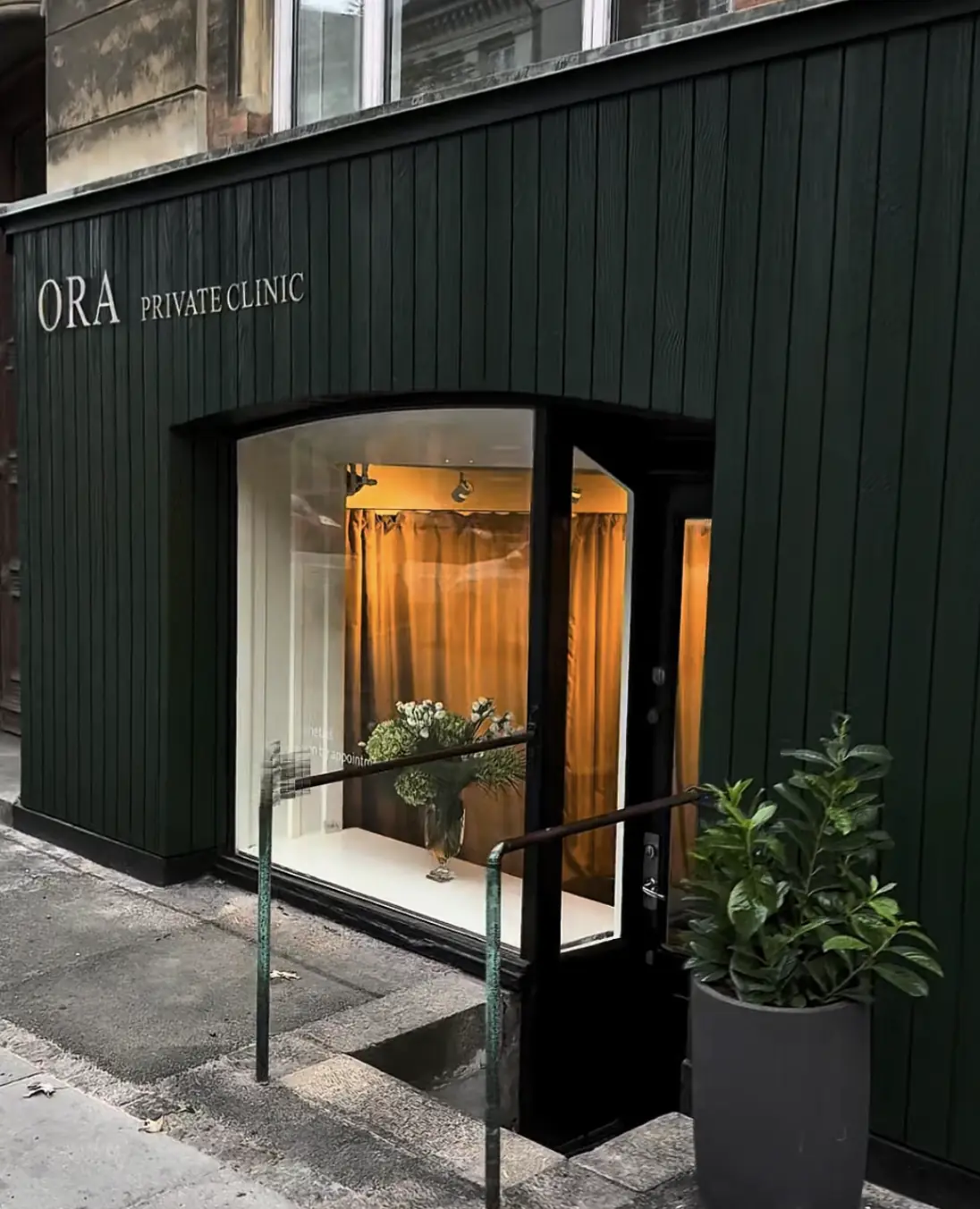 ORA klinikkens facade på Smallegade, Frederiksberg
